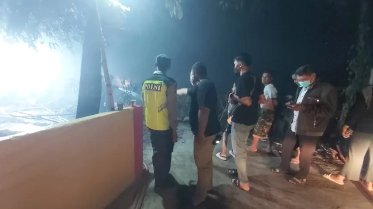 Kebakaran Tumpukan Sampah di Kebumen Berhasil Dipadamkan