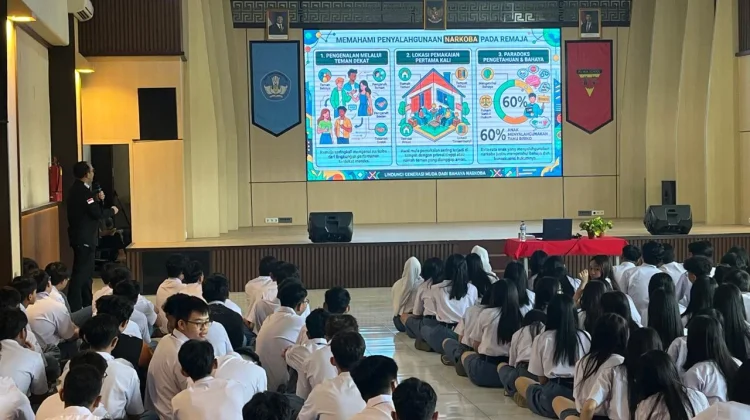 BNN Banyumas Sosialisasikan Bahaya Narkoba saat Pelaksanaan MPLS
