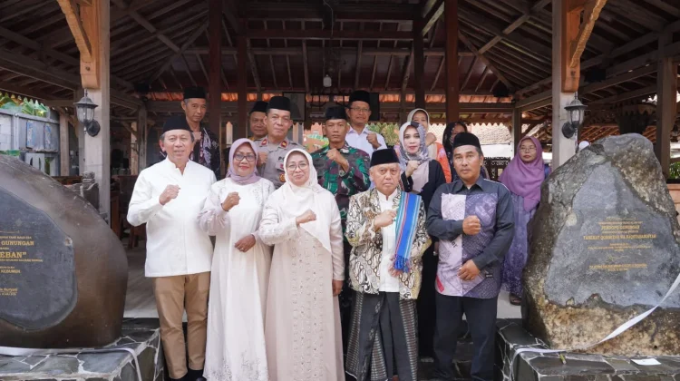 Desa Bocor Kini Punya Paseban Ruang Diskusi dan Tarekat