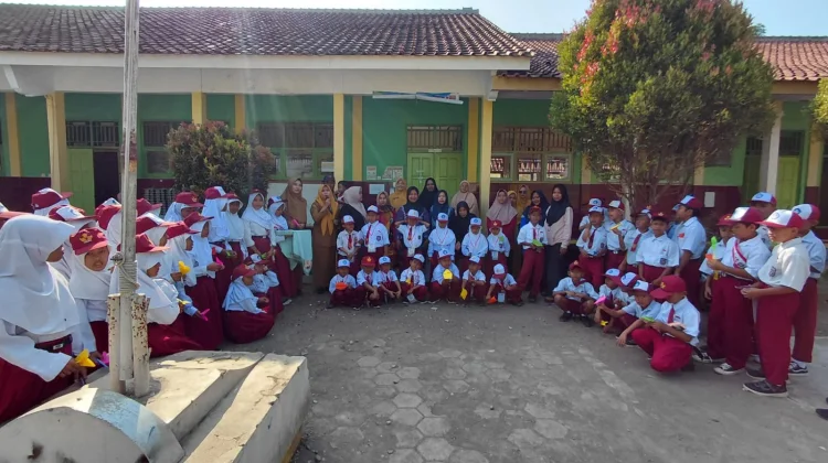 Hari Pertama MPLS SD Negeri Kesugihan Kidul 3, Terbangkan Burung Cita-Cita