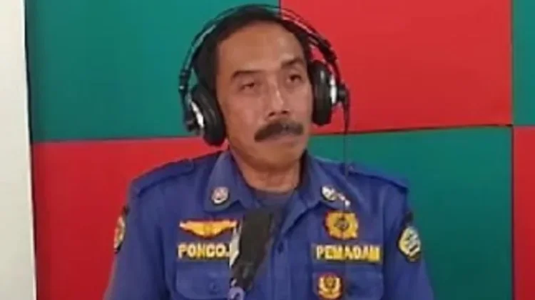 Damkar Banyumas Bagikan Langkah Pencegahan Kebakaran Pemukiman Saat Kemarau