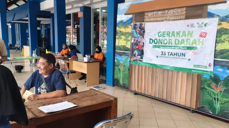 Kolaborasi Donor Darah Semarakkan Milad ke-33 Dompet Dhuafa Jateng di Banyumas
