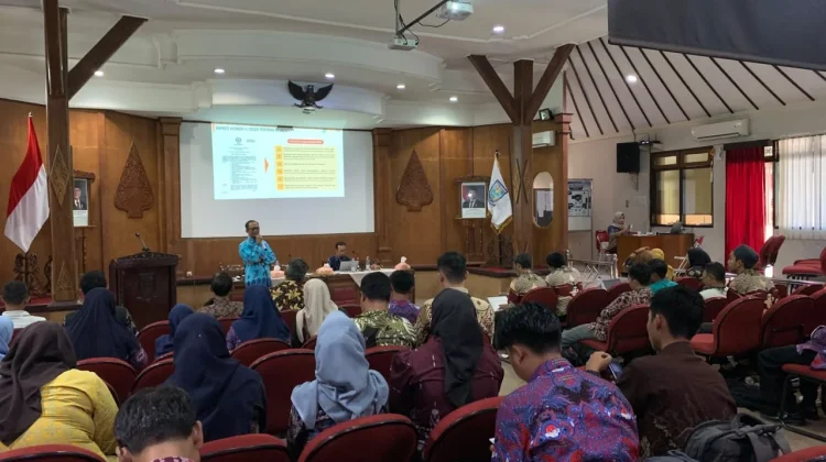 Operator SIKS NG di Purbalingga Diberi Pelatihan agar Proaktif Perbaharui Data