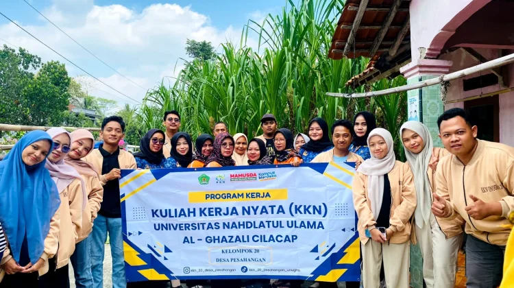 Mahasiswa KKN UNUGHA Optimalisasi Pelayanan Posyandu Lansia di Desa Pesahangan