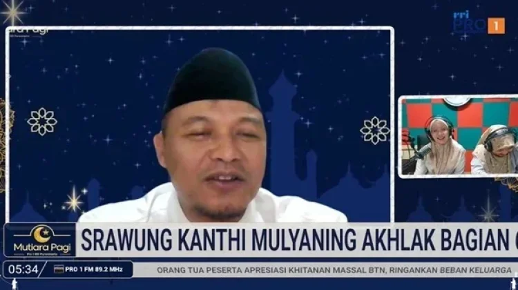 Menjadi Manusia Berakhlak di Kehidupan Masyarakat