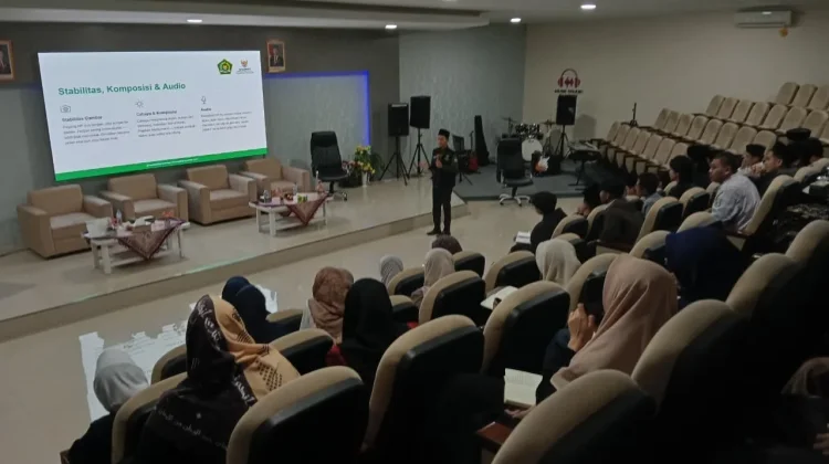 Kemenag Banyumas Latih Santri Kelola Media Digital