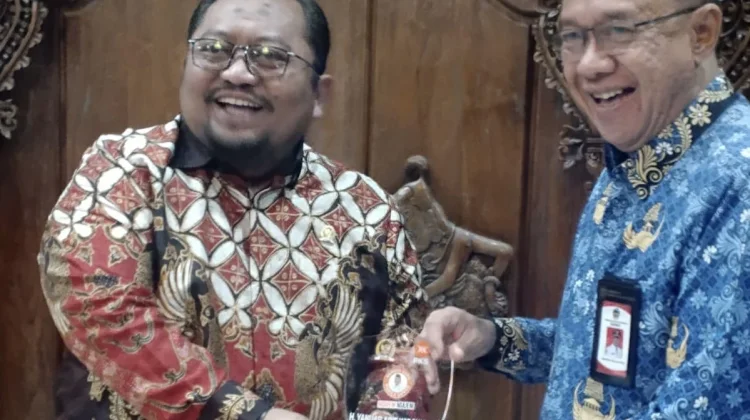 Legislator Yanuar Arif, 500 Kuota Paspor  Untuk Warga Banyumas