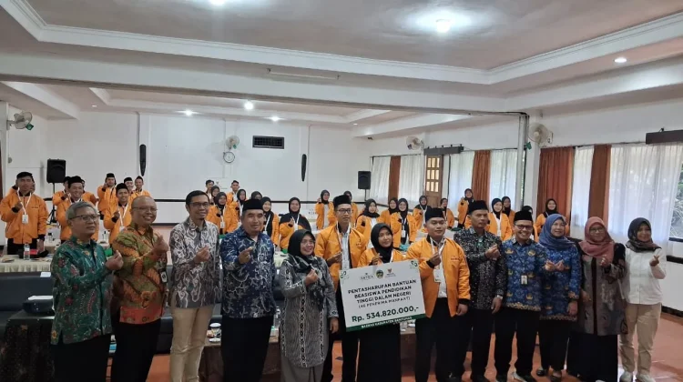 Penerima Beasiswa Satria Camp Baznas Banyumas Kian Termotivasi Raih Prestasi