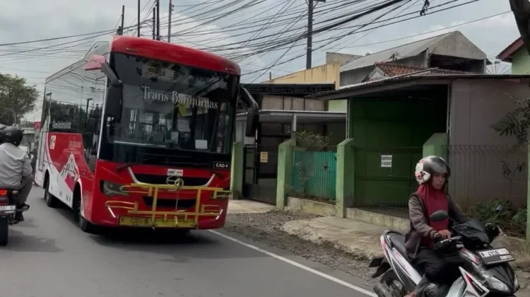 Pengguna Dorong Pemerintah Pertahankan Layanan Trans Banyumas