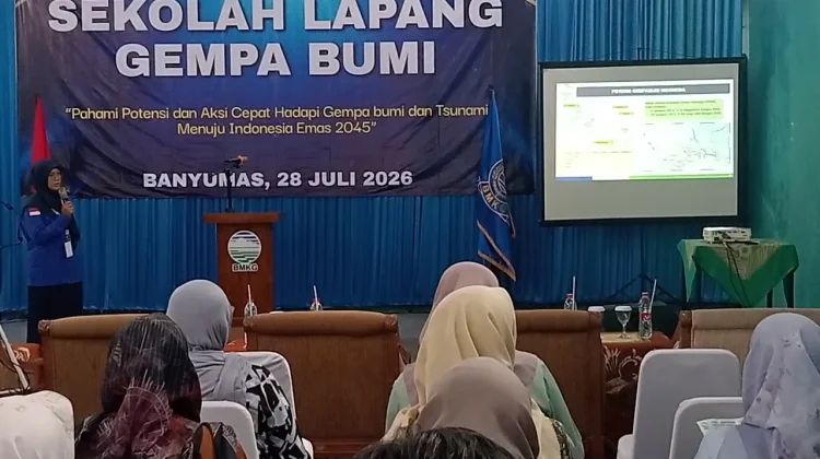 BMKG Gelar Sekolah Lapang Gempa Bumi di Banyumas, Warga Dibekali Mitigasi