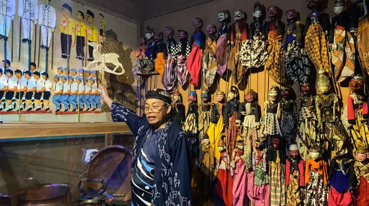 Mengenal Filosofi Umah Wayang Kemukusan di Purbalingga