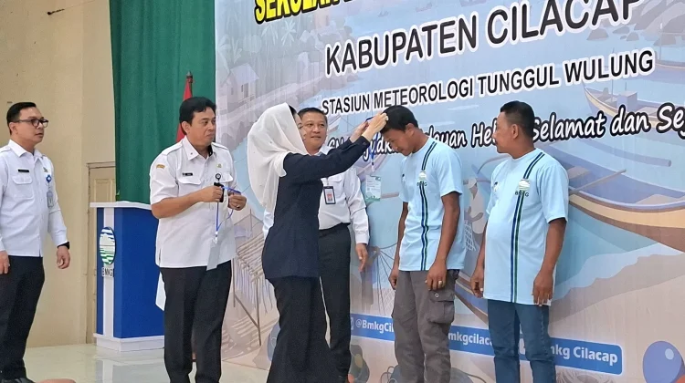 BMKG Gelar Sekolah Lapang Cuaca Nelayan di Cilacap, Diikuti 68 Peserta