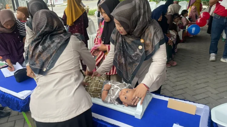 Selama Juli, 2.800 Ibu dan Anak Mengikuti Program Alfamart Sahabat Posyandu