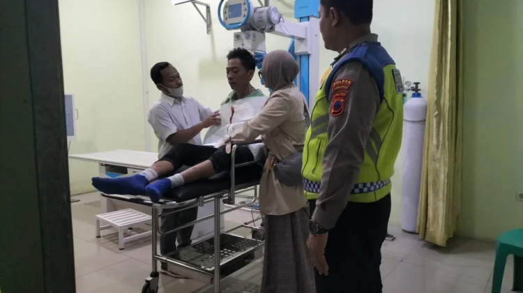 Respon Cepat Polres Purbalingga, Korban Laka di Bobotsari Dievakuasi ke Rumah Saki