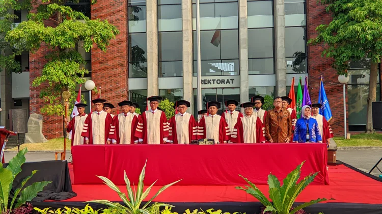 Sidang Terbuka Senat Dies Natalis ke-1 UHN Tegal, Rektor Paparkan Capaian dan Target