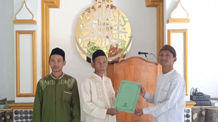 KKN UNUGHA Berdampak, Administrasi Masjid di Desa Kedunggede Tertata