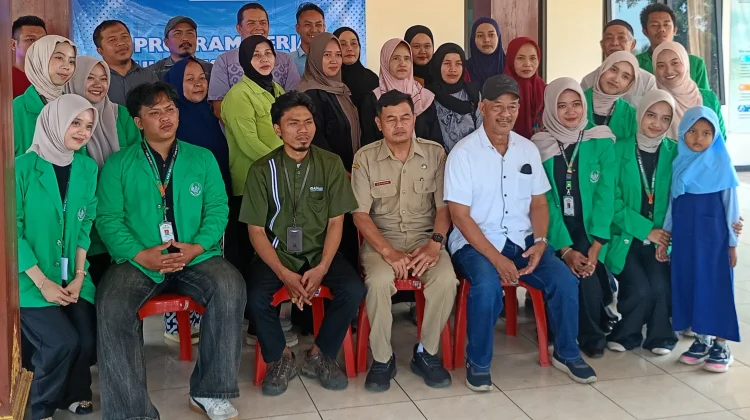Mahasiswa KKN UIN Saizu Gelar Seminar Penguatan Daya Saing UMKM di Bojanegara