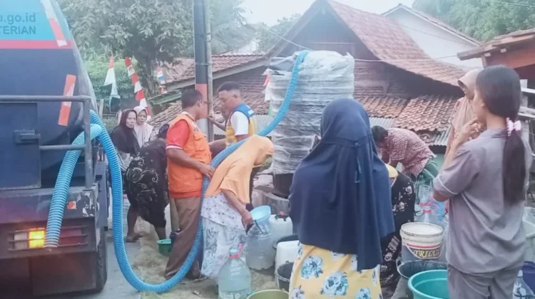210 KK di Desa Cingebul Banyumas Kesulitan Air Bersih, Pramuka Peduli Turun Tangan