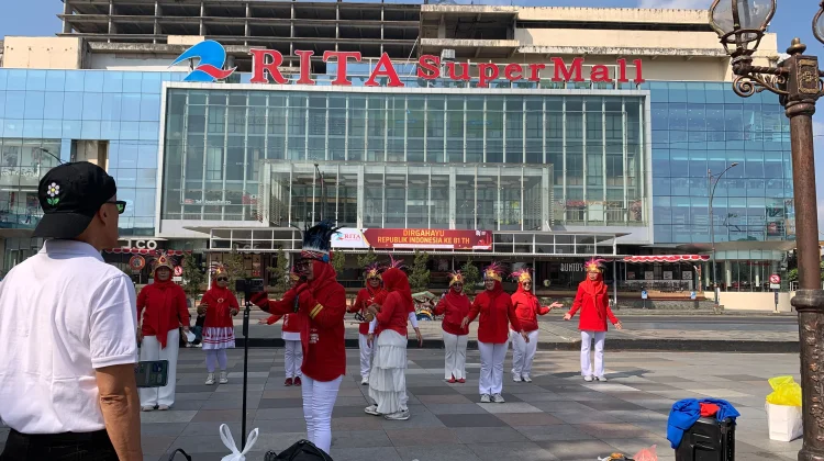 Sambut Kemerdekaan, Komunitas Universal Line Dance Banyumas Gelar Tasyakuran