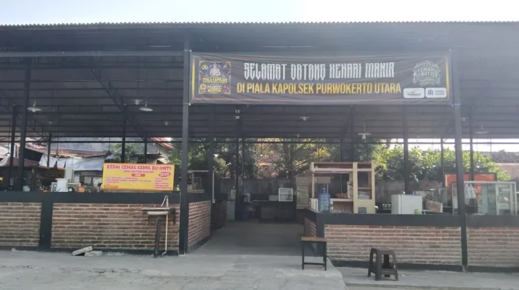 Libur Semester Pangkas Omzet Pedagang Purwasera hingga 50 Persen
