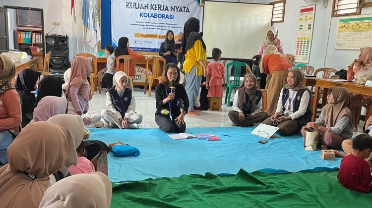 Mahasiswa KKN UIN Saizu Kolaborasi Edukasi Smart Parenting