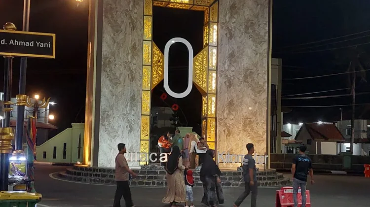 Titik Nol Cilacap Jadi Magnet Baru Bagi Penikmat Kuliner dan Hiburan