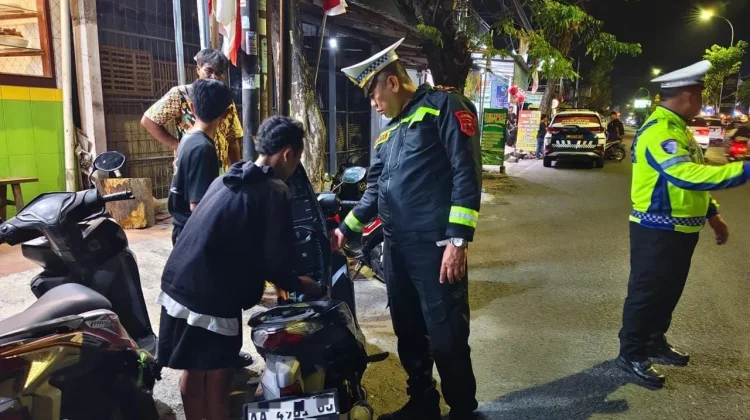 Polisi Tindak 13 Pengendara dalam Patroli Malam Minggu di Kebumen