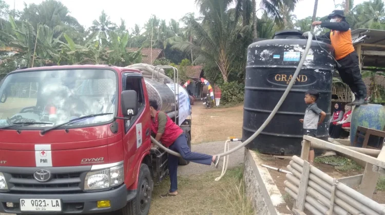 Kekeringan Melanda Rancamaya Banyumas, Dua RW Alami Krisis Air Bersih