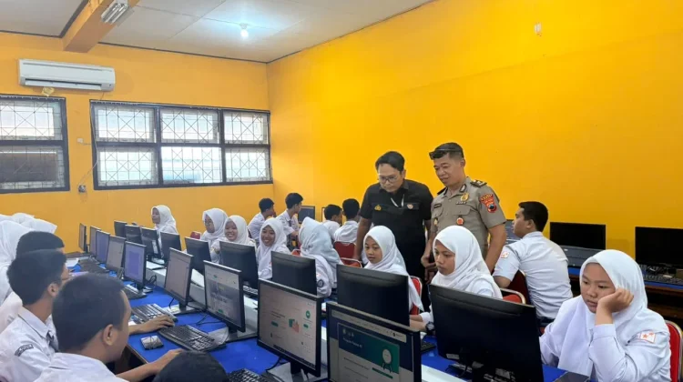 Polres Tegal Bekali 203 Pelajar Pemahaman dan Penggunaan AI