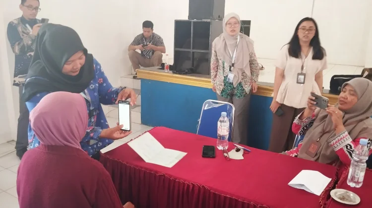 Pendamping PKH Purbalingga Ikut Pantau Implementasi Perlinsos di Banyumas