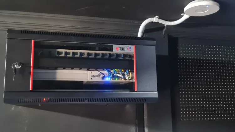 Mengenal Fungsi Rack Server Sebagai Efisiensi Sistem Maintenance