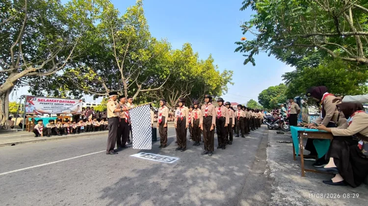 Ratusan Peserta Meriahkan Lomba Gerak Jalan Kwarran Banyumas