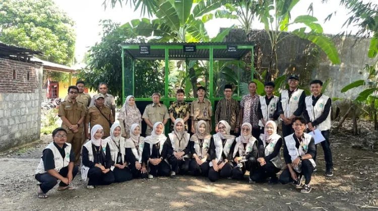 KKN UIN Saizu Hidupkan Bank Sampah di Desa Kalitinggar