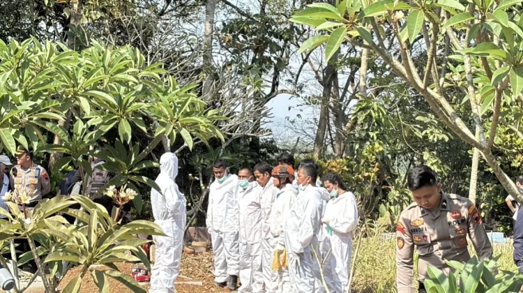 Ekshumasi Jenazah Sutrimo Dilakukan, Tim Forensik Dalami Penyebab Kematian