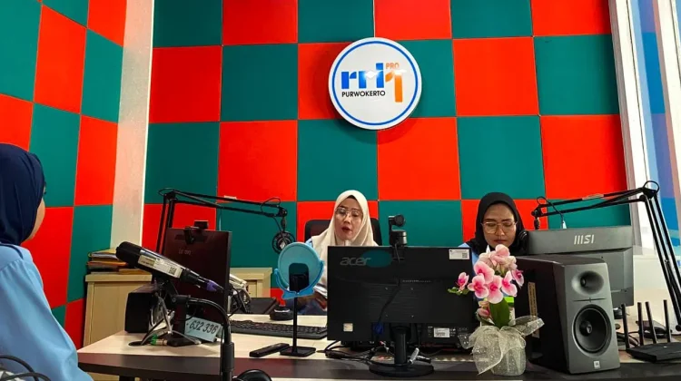 Pendengar Keluhkan Suara Telepon RRI Purwokerto yang Dinilai Kecil