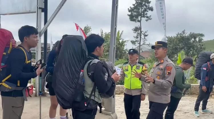 Polsek Karangreja Imbau Pendaki Gunung Slamet Cegah Karhutla