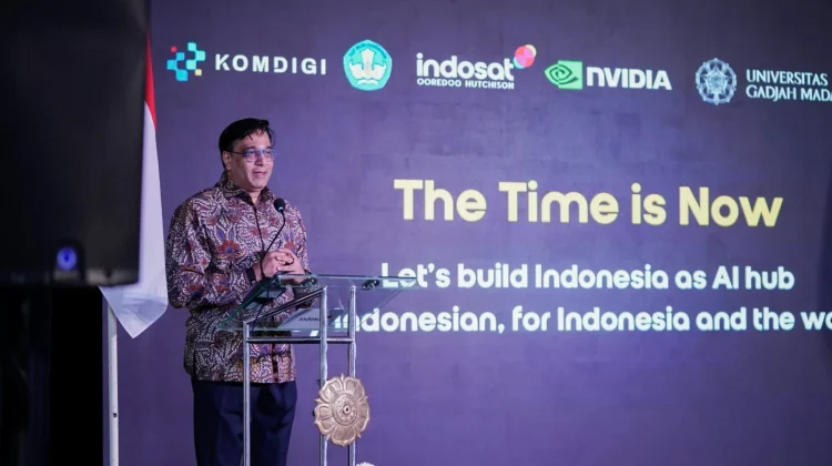 Indosat dan UGM Resmikan Pusat Teknologi AI