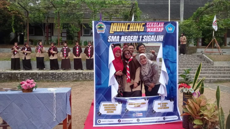 Launching Sekolah Mantap, Program Double Track di SMAN 1 Sigaluh Makin Solid