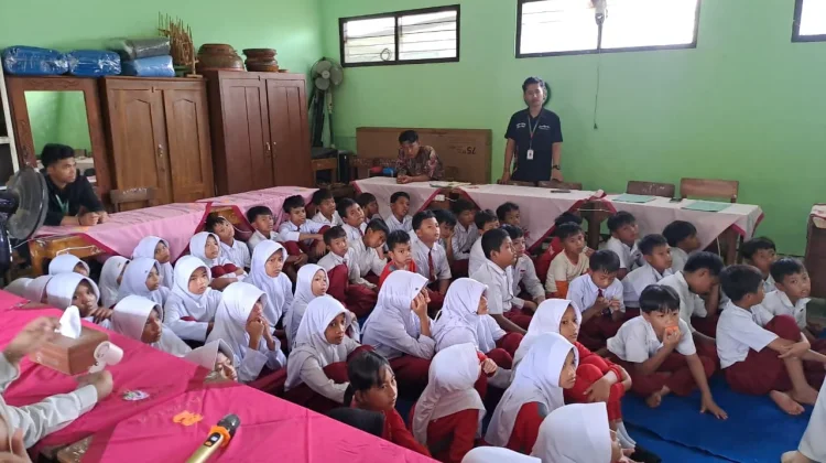 Siswa SDN 1 Kecitran Dapat Edukasi Pencegahan Bullying dari Mahasiswa KKN