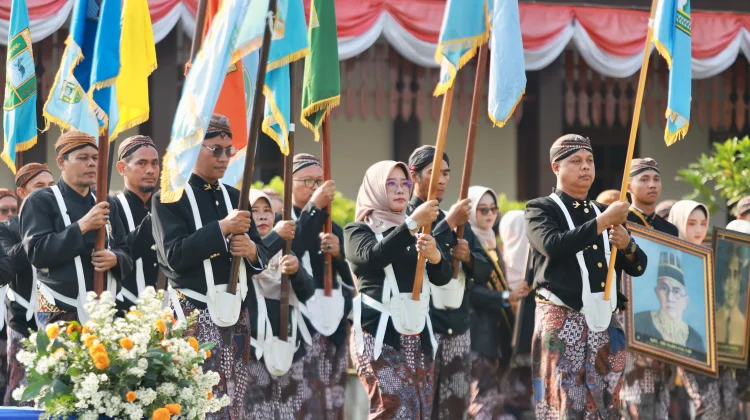 Peringatan Hari Jadi ke-397 Kebumen Penuh Nuansa Adat Jawa