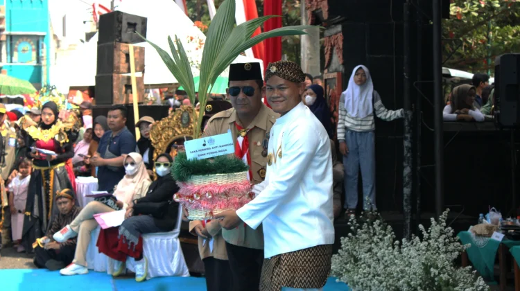 BNN Purbalingga Launching Saka Perwira Anti Narkoba dalam Carnival Purbalingga