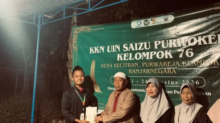 Belajar Mengaji Makin Menarik, KKN UIN Saizu Hadirkan Poster Tajwid