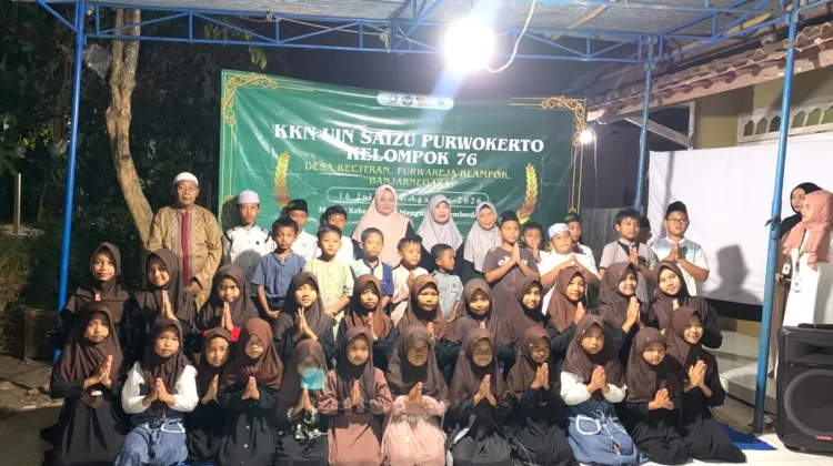 Belajar Mengaji Makin Menarik, KKN UIN Saizu Hadirkan Poster Tajwid