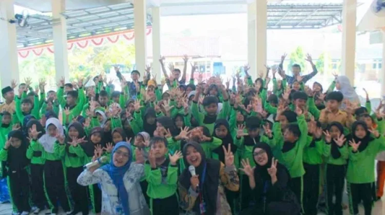 KKN 25 UIN Saizu Purwokerto Gandeng Akademisi Edukasi Siswa Cegah Bullying