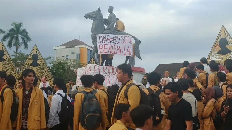 Pasca OTT Rektor, Mahasiswa Unsoed Kembali Gelar Aksi Tuntut Pembenahan Kampus