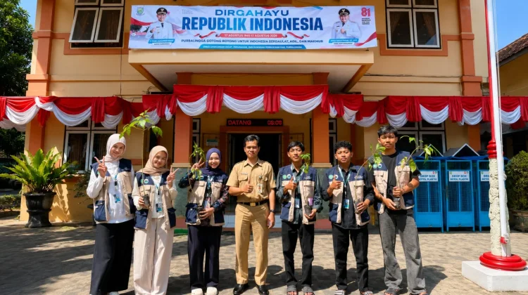 KKN 42 UIN Saizu Dorong Pemanfaatan Lahan dan Penghijauan Desa