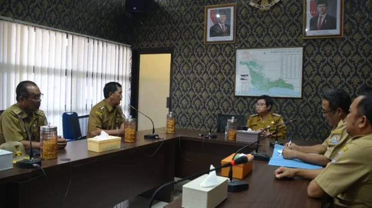 Viral KDMP di Pekuncen Hanya Tiga Kios, Plt Bupati Cilacap Panggil Kades dan Camat