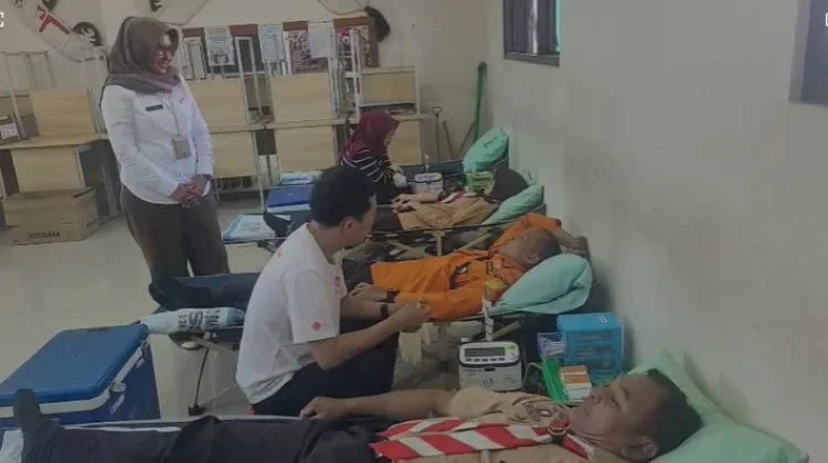 Sambut Estafet Tunas Kelapa, Pramuka Banyumas Gelar Donor Darah