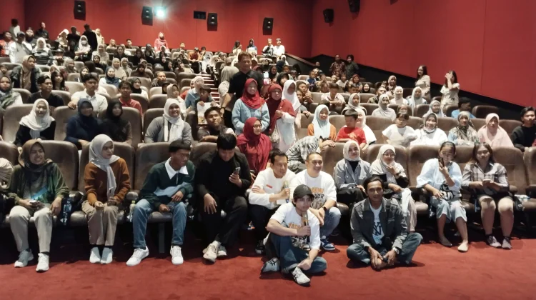 Cinema Visit Film Bapakmu Kiper di Rajawali Purwokerto Diserbu Penonton