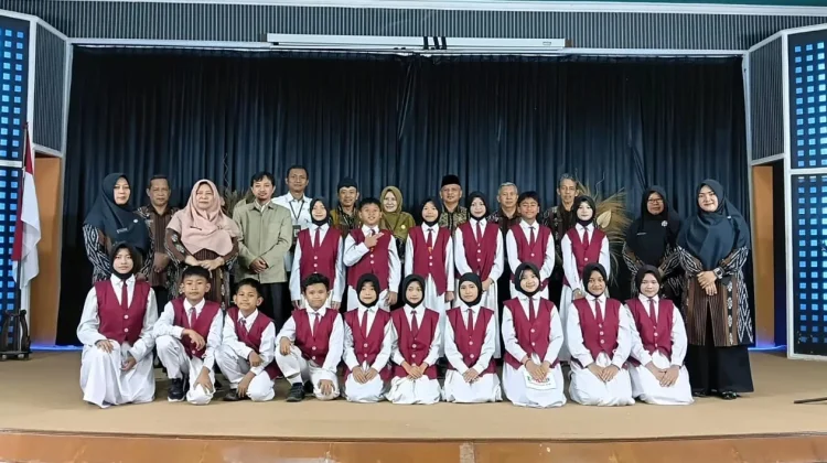 Murid Baturraden Tampilkan Talenta di RRI Purwokerto